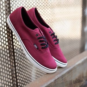 New Vans Authentic Lo Pro Tawny Port True White